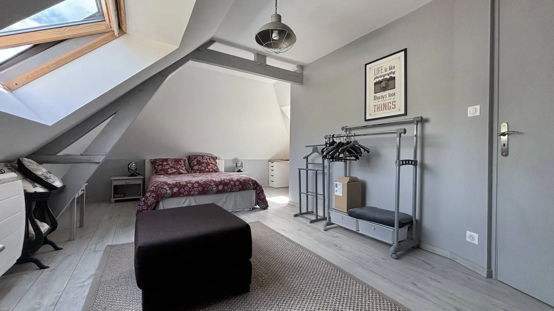 A vendre maison de famille avec 5 chambres et beau terrain arboré