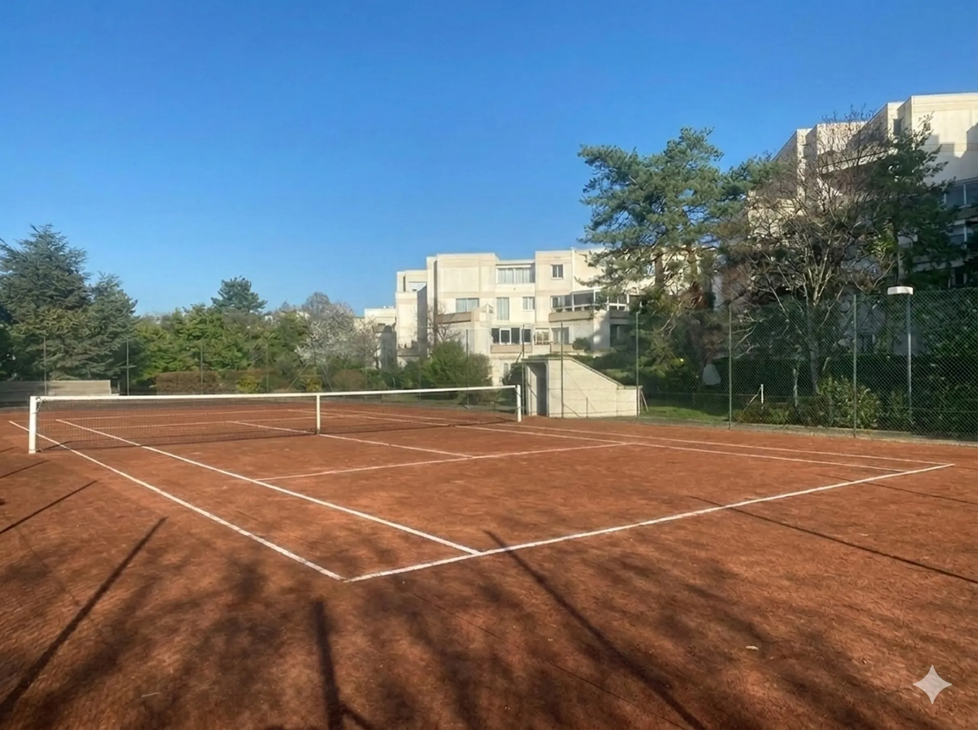 Tennis appartement en vente chez Helix immobilier