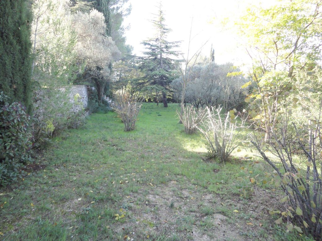 MAISON T3 Roquefort la Bédoule de plain-pied, terrain de 4 900m² 