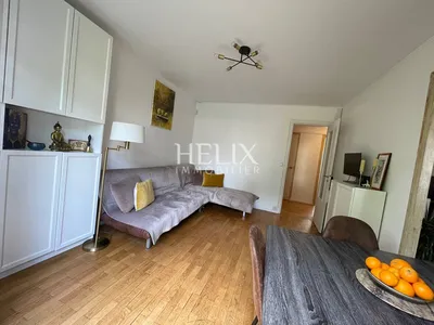 Dans un environnement paisible, au coeur de la nature, proche de toutes les commodités, 