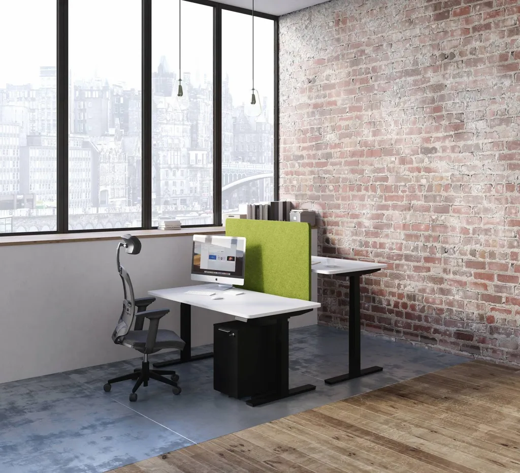 Bureaux partagés réglable en hauteur design et ergonomique à Avignon