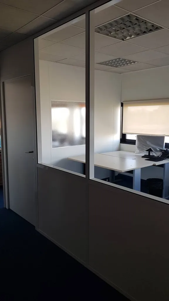 Cloisons AZ 78 amovibles et modulaires pour open-space à Marseille