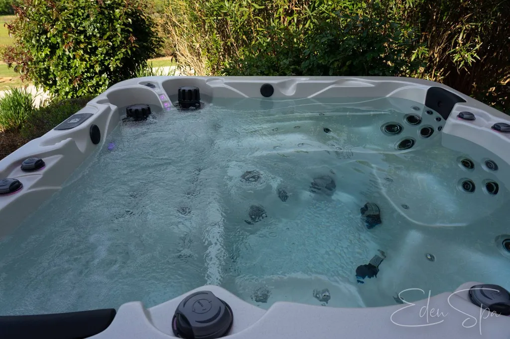 spa jacuzzi canadien aix en provence
