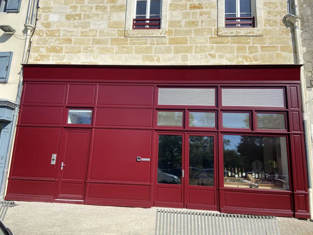 Devanture traditionnelle à Libourne