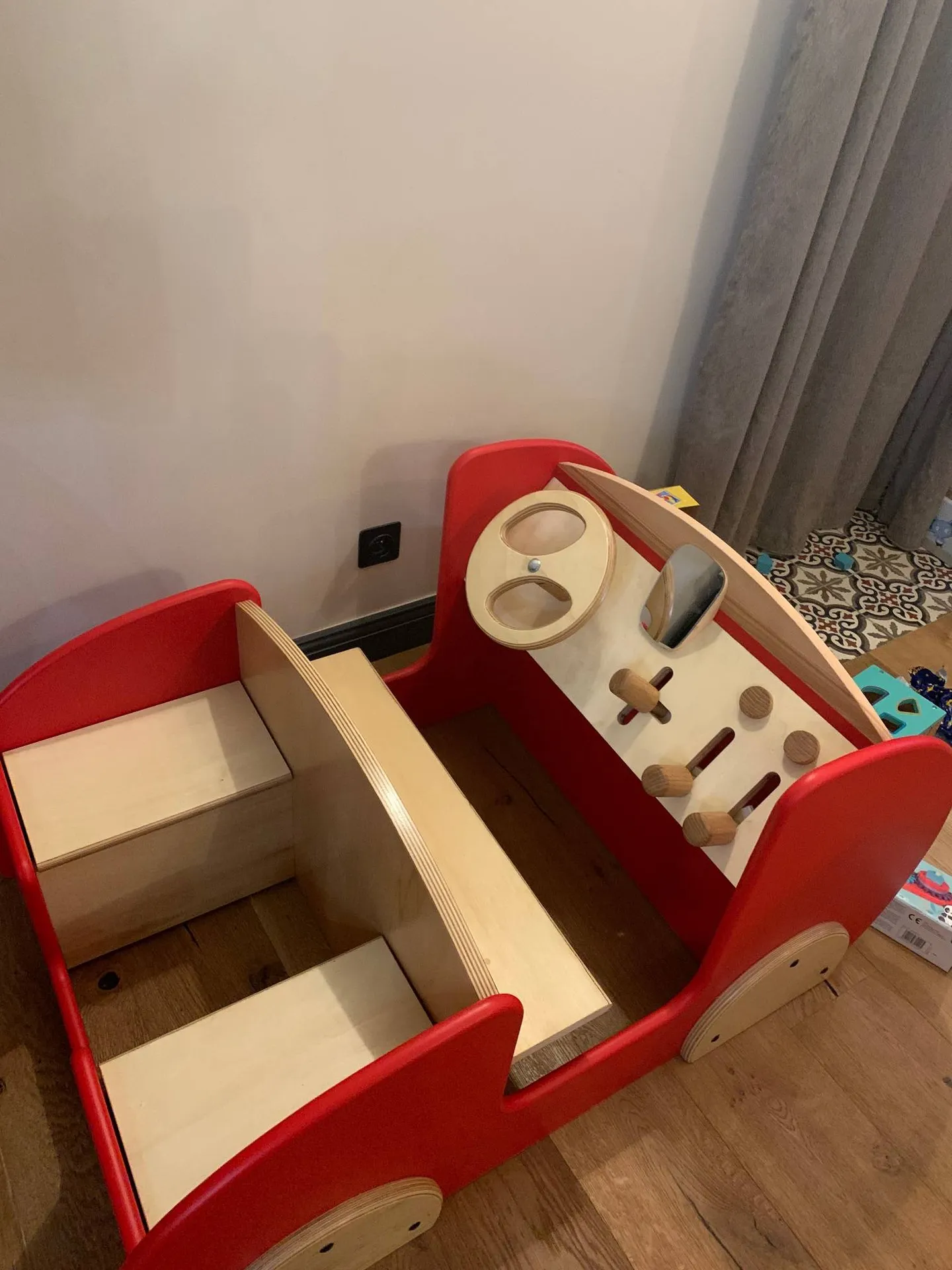 Création d'une voiture pour un enfant très sage sur Bordeaux