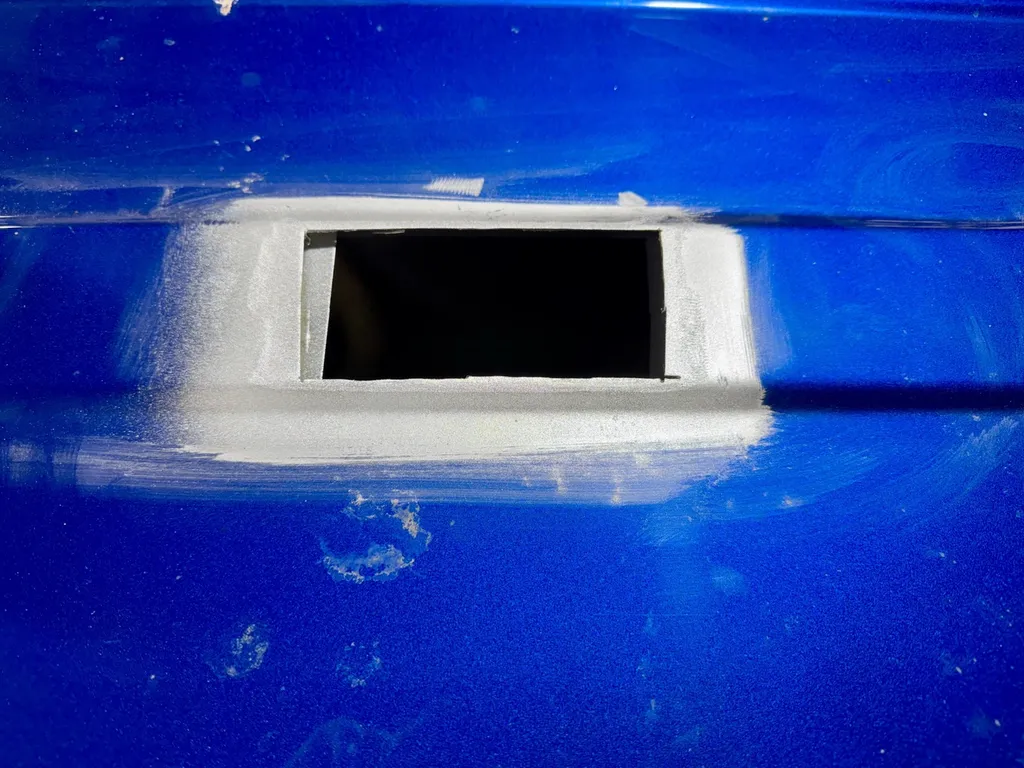 réparation carrosserie suite à de la rouille perforante sur un Ford Ranger à Carnoux proche de la Ciotat et de Marseille