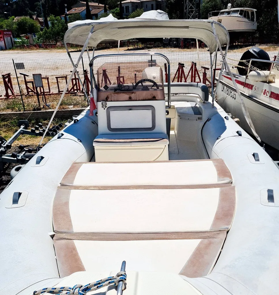 Bateau BSC 65 en vente d'occasion Six - fous le Brusc