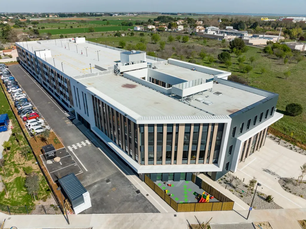 Maîtrise d’œuvre d’exécution pour un bâtiment mixte de bureaux et commerces de 2 700 m² à Mauguio (34)