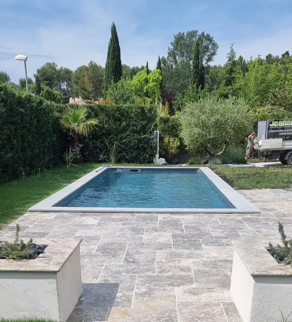Vente de pierres de parement intérieur et extérieur à Bouc-Bel-Air près d’Aix-en-Provence pour vos projets de pierre naturelle