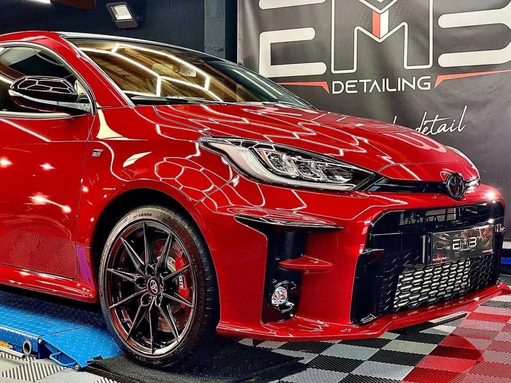 Ptrotection carrosserie EMB detailing traitement céramique auto-cicatrisant / PPF Lyon Toyota Yaris GR Four