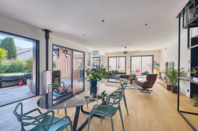 Pièce à vivre ouverte sur l'extérieure Andernos Les Bains 