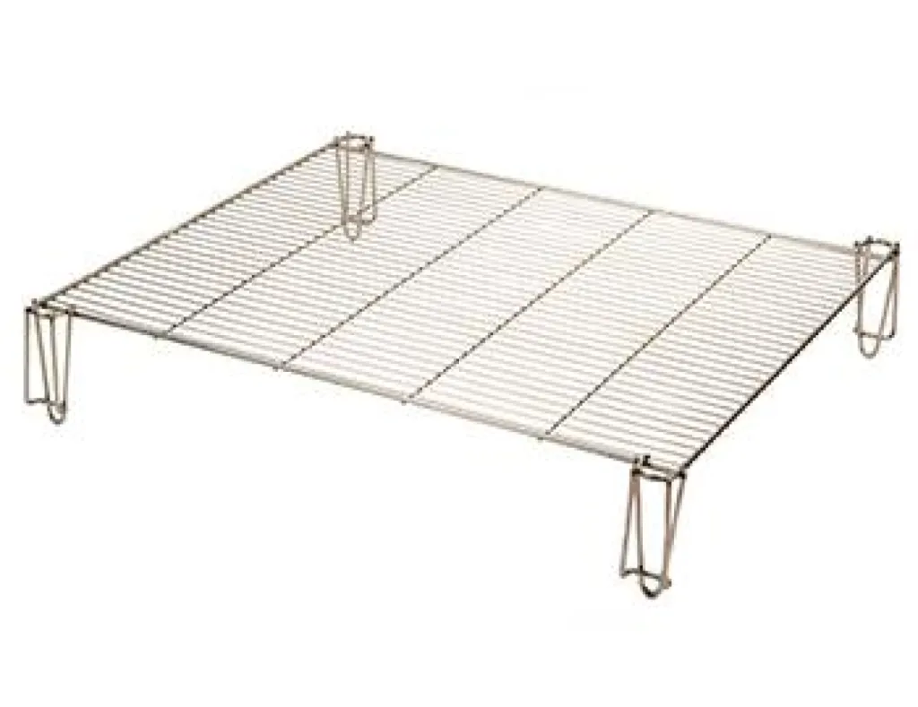 Claies et clayettes pour égoutter les fromages en Vendée