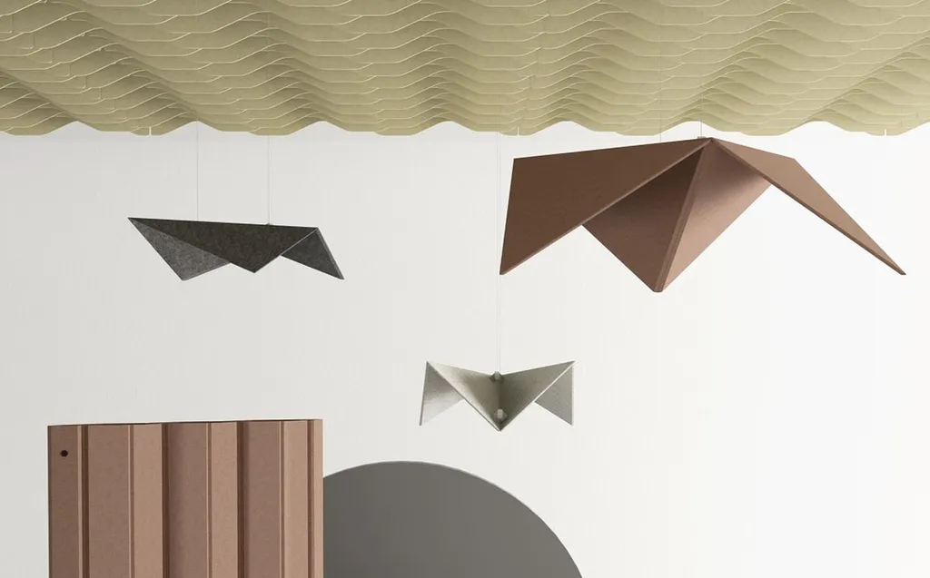Suspensions REVO acoustiques et design pour bureaux professionnels dans la région PACA, solution performante pour confort sonore et esthétique tertiaire