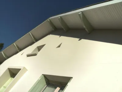 Rénovation de lambris aluminium et PVC sur avant-toit à Muret (31600), finition haut de gamme et durable