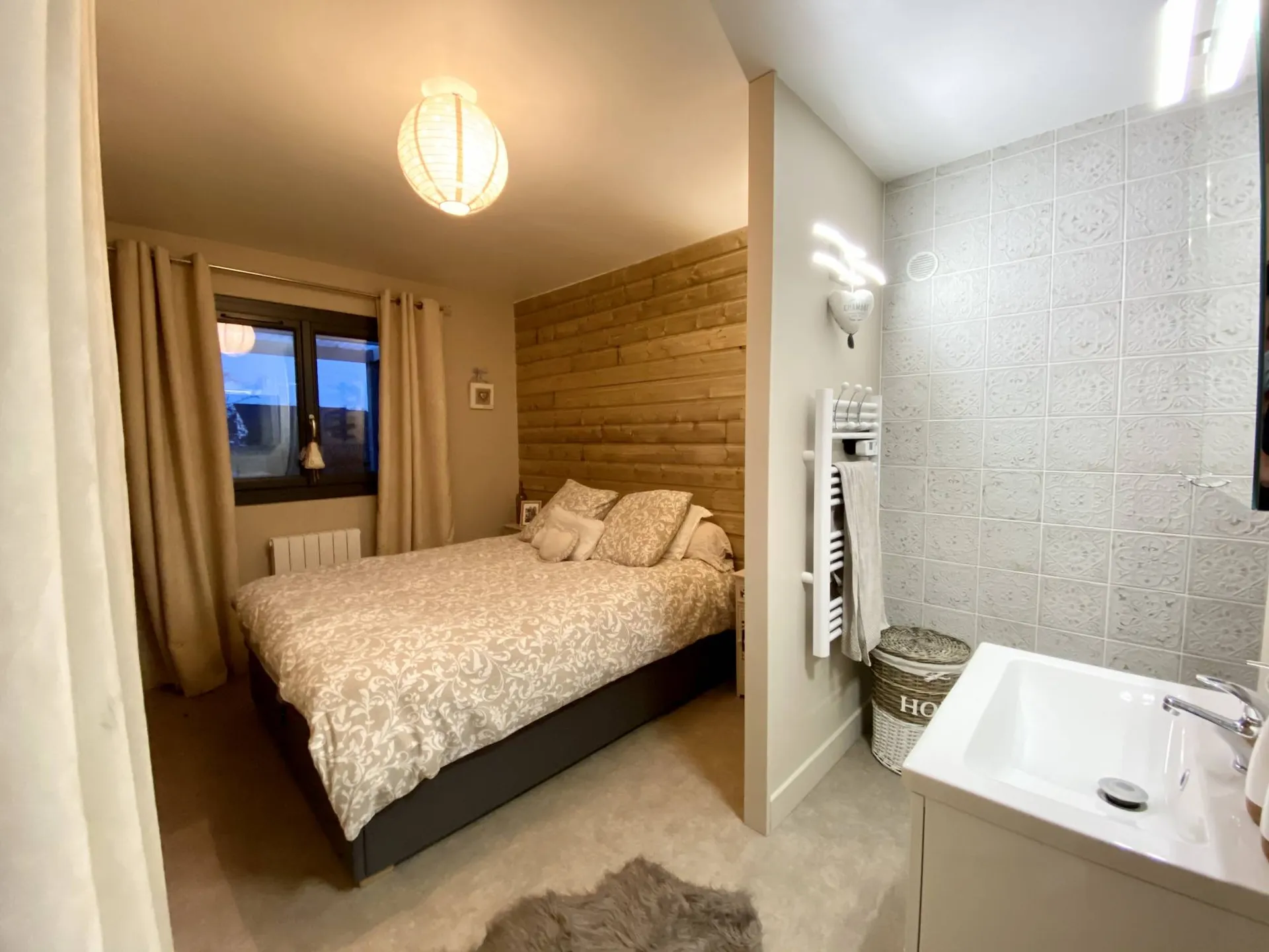 Vends maison avec suite parentale au rez-de-chaussée