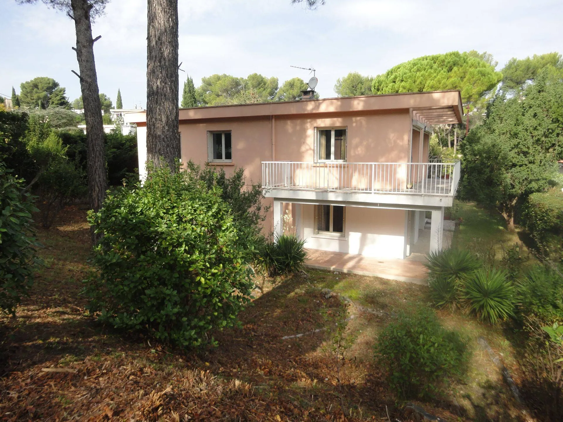 MAISON A VENDRE CARNOUX