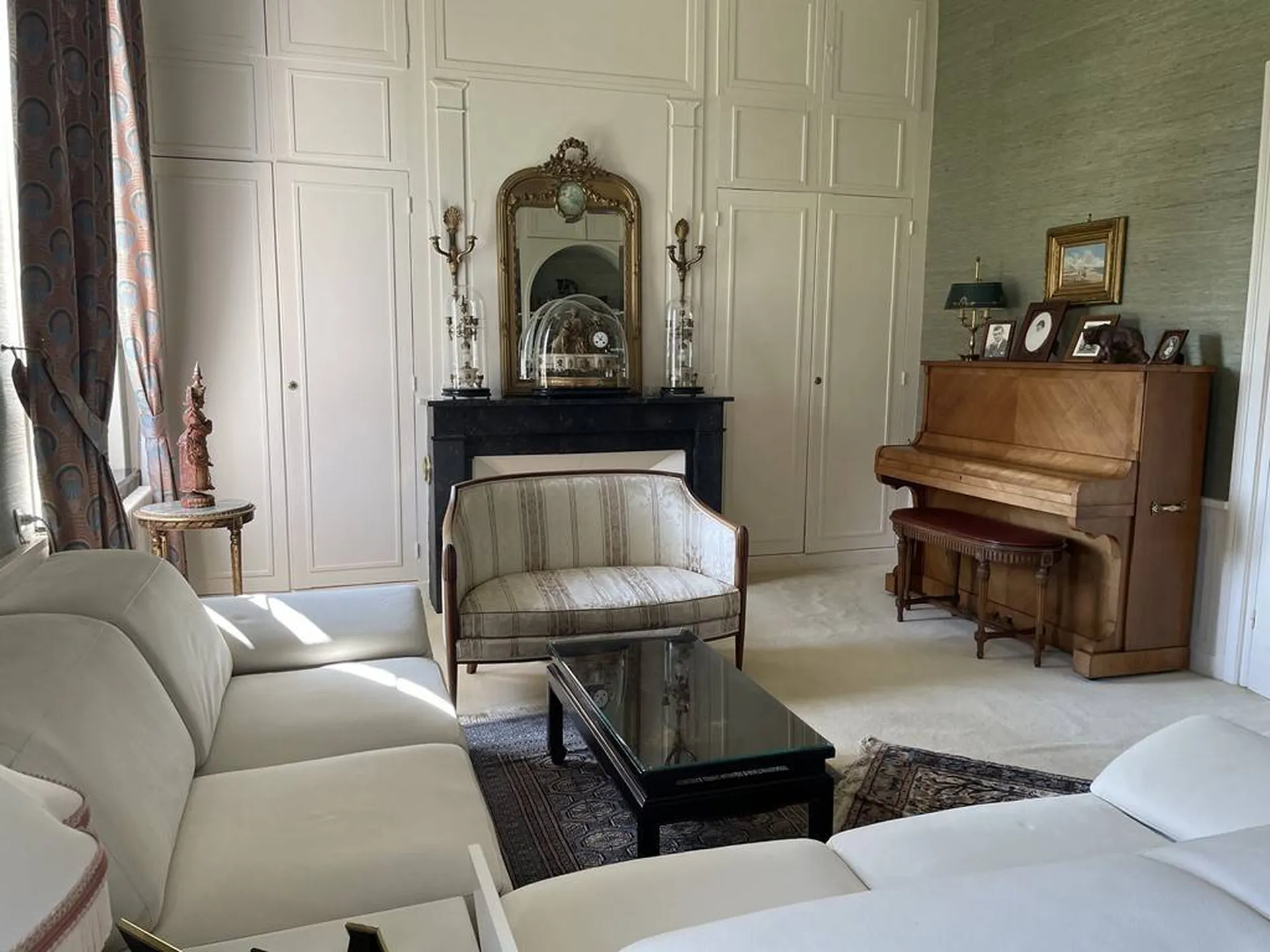 CHATEAU du 19ème sur 1ha, à proximité de la mer en baie de Somme, entre les falaises de craie et les plages de sable.