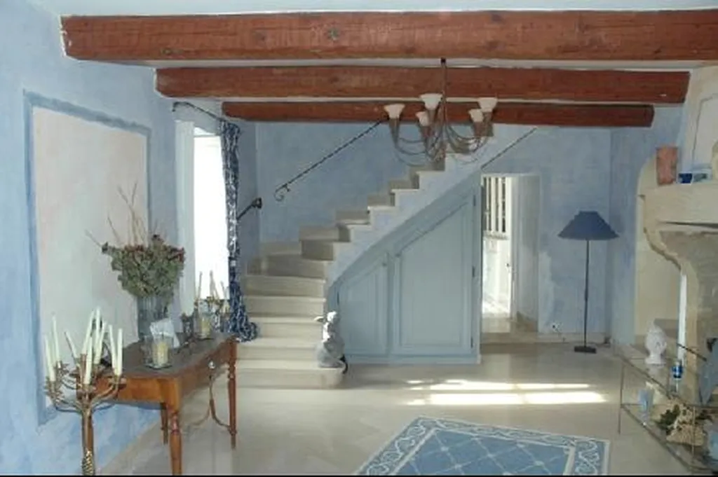 Maison proche Avignon en pierres apparentes construite à la fin du 18ème siècle