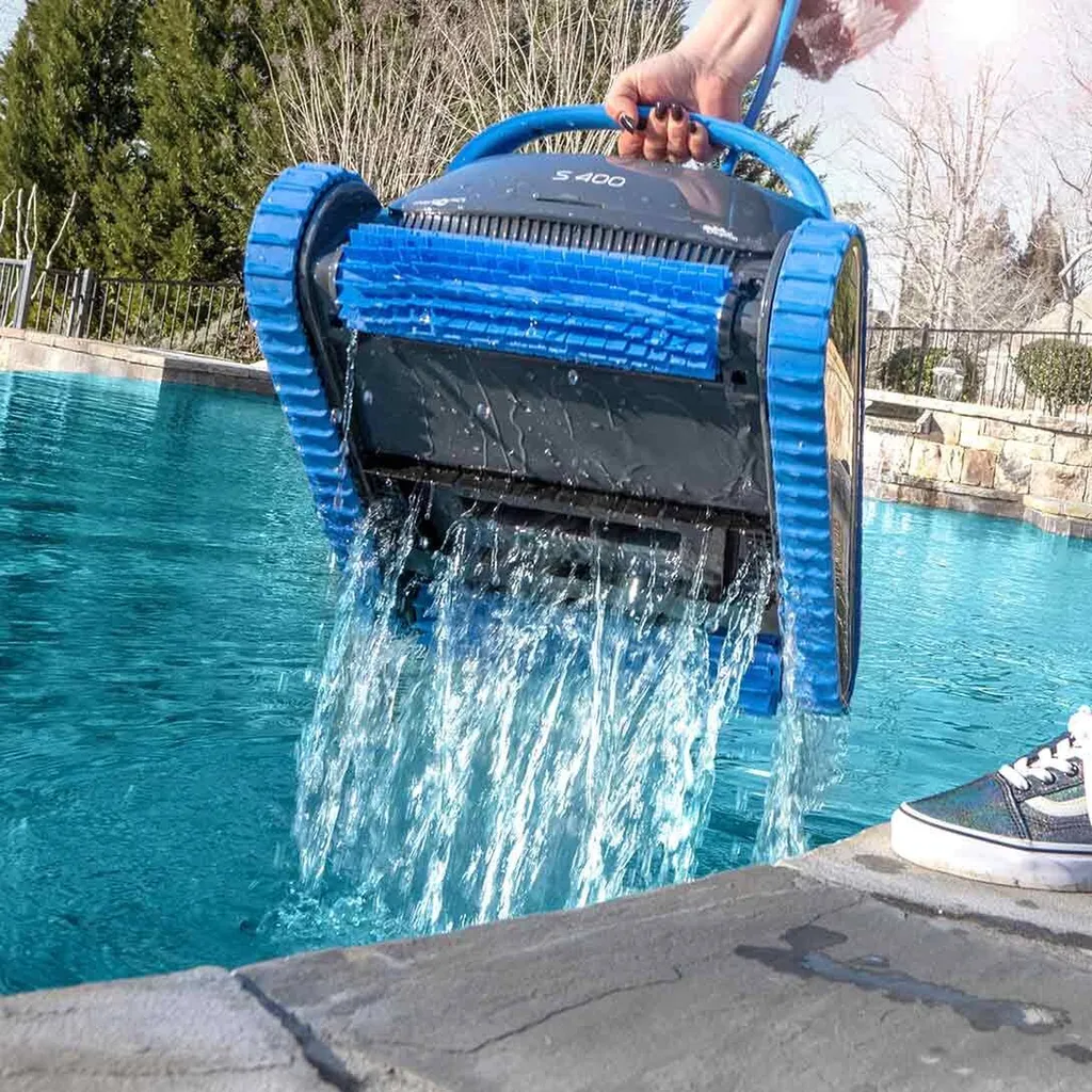 Robot de piscine Maytronics - Dolphin S400 - Aquarev'Piscines - Oppedette 04110