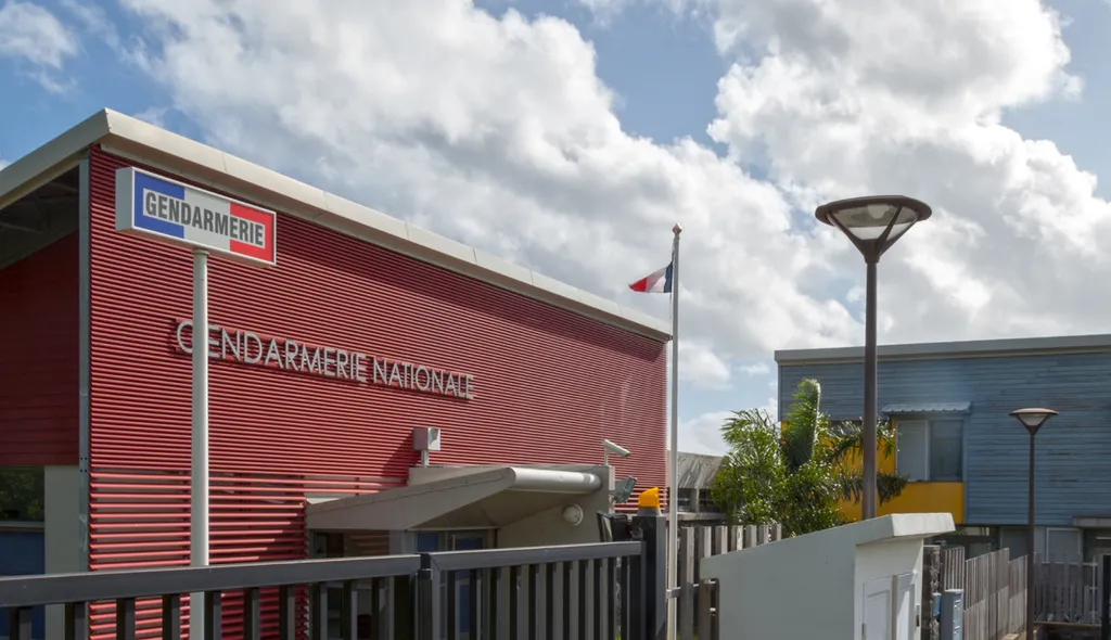Extension des logements et restructuration de la caserne de gendarmerie à Pont de Chéruy