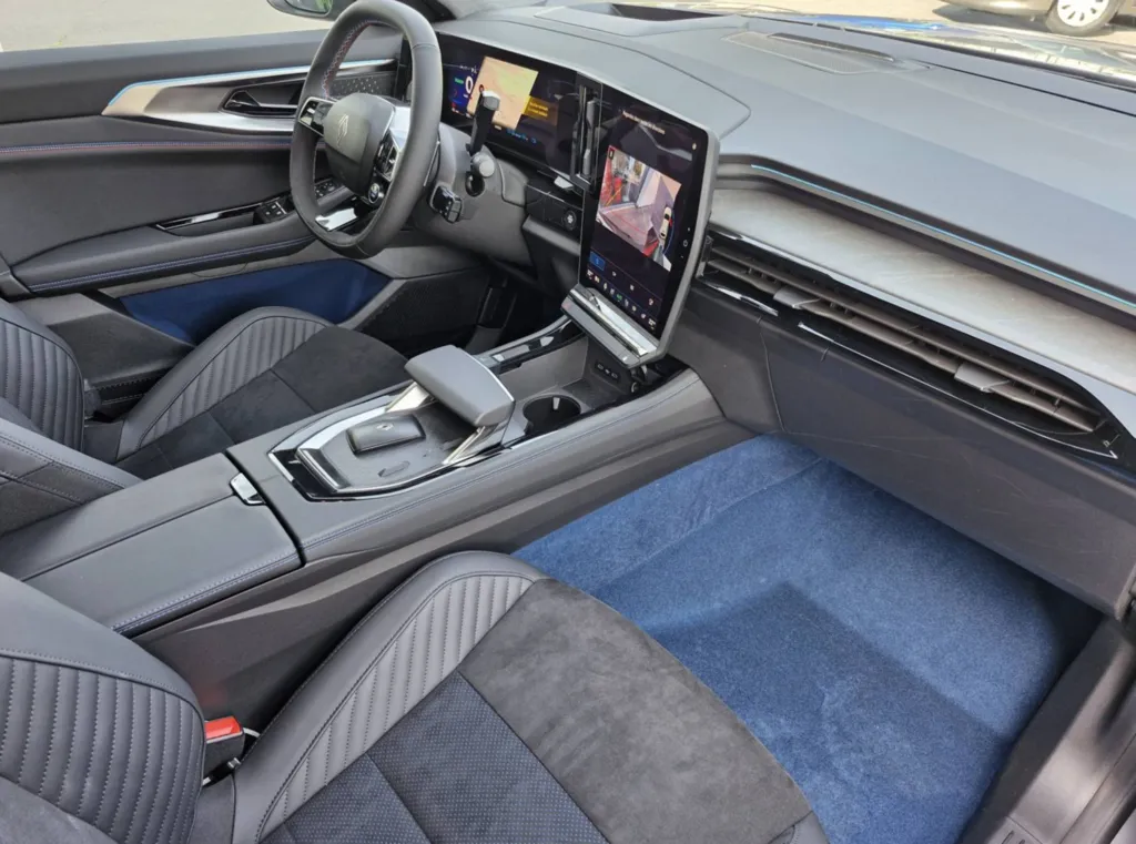 Renault Rafale Atelier Alpine Hyper Hybrid E-Tech 4x4 300 ch / 4control / Harman Kardon / Matrix Led / Affichage tête Haute à Plaisance du Touch près de Toulouse en Occitanie