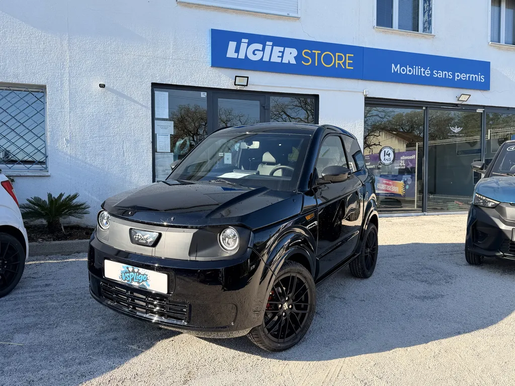 Myli LAB 2026 : Voiture sans permis Ligier connectée et personnalisable disponible dès maintenant chez votre concessionnaire à Toulon.