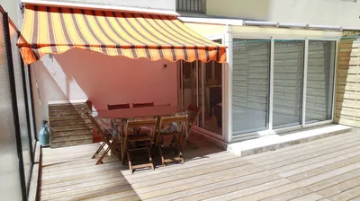 Studio Cassis  dans copropriété de standing avec piscine et ascenseur sur les hauteurs