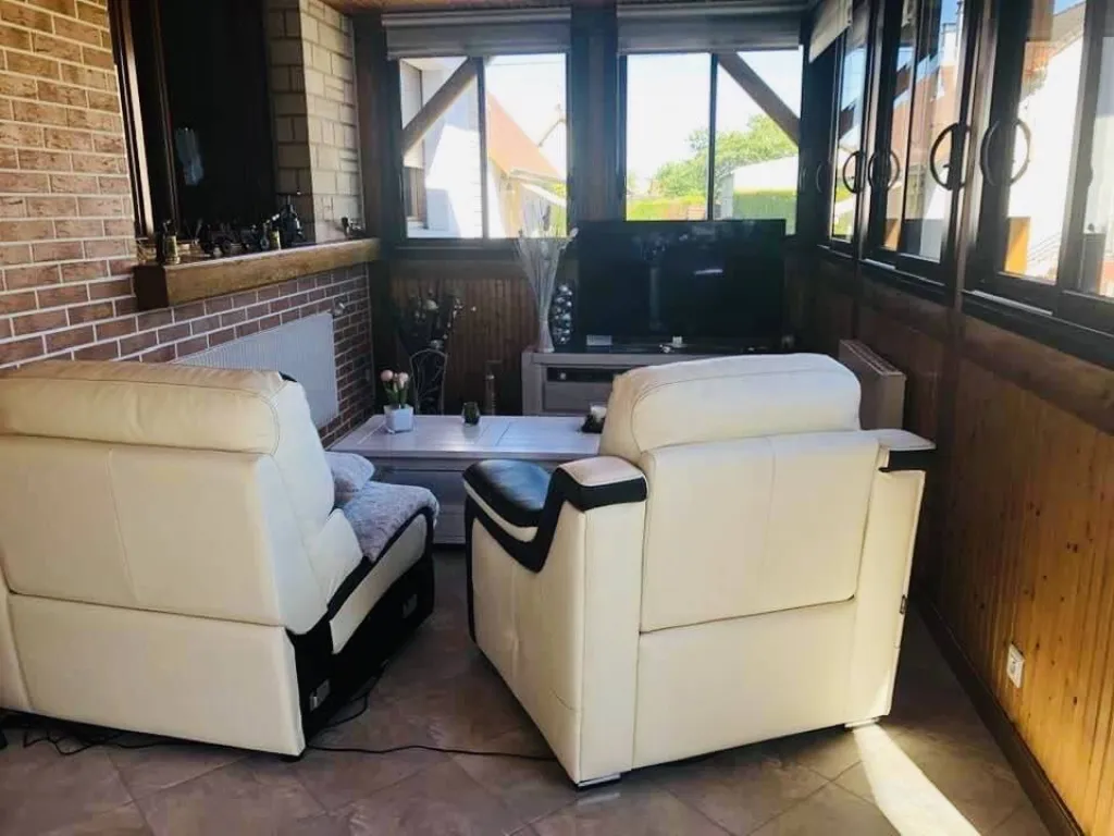 A acheter, SUPERBE plain-pied de 110m² avec sous sol sur un terrain de 600m² sur la commune de Caudebec les elbeuf 76320