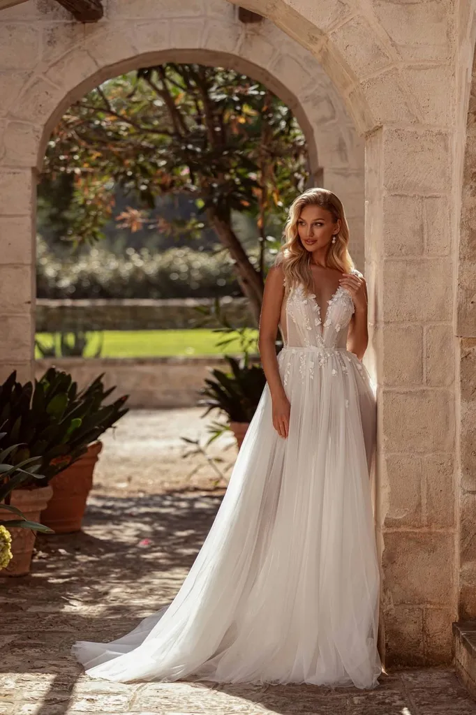 Robe de mariée champêtre chic à Marseille près de Salon de Provence