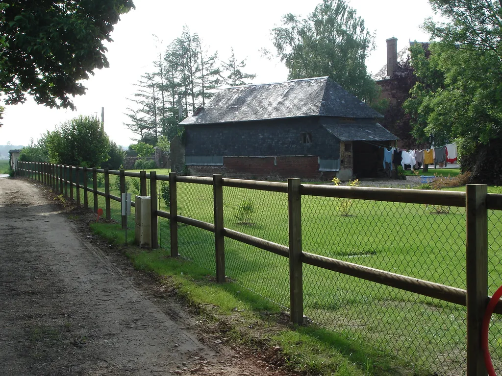 Installation de Clôture Périphérique de Jardin et Pose de Solutions Décoratives pour la Sécurité des Enfants au Havre et son Agglomération en Seine-Maritime 76