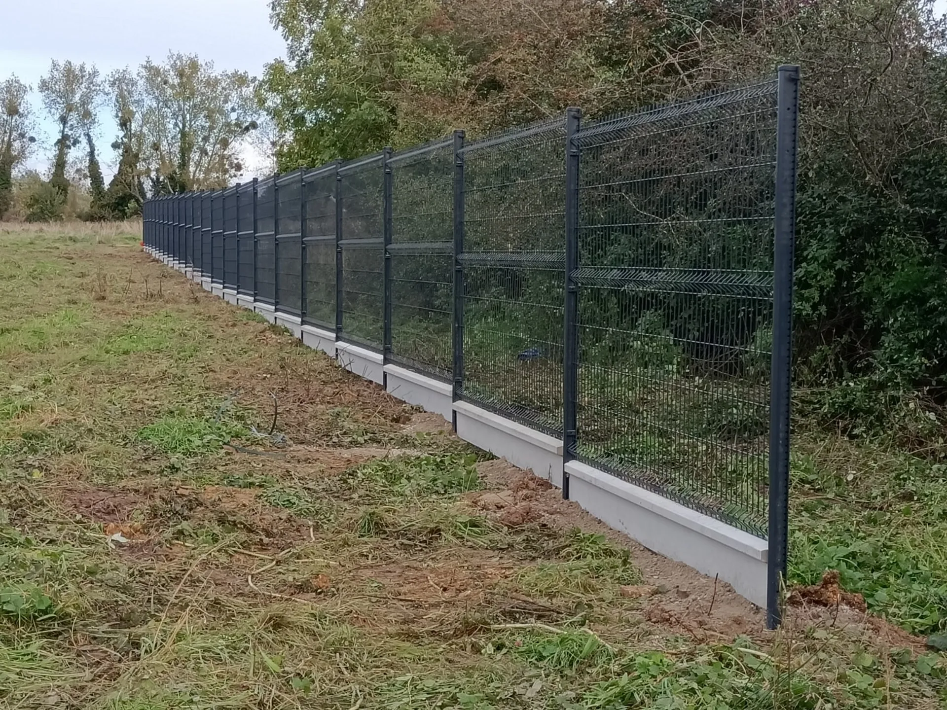 Installation d'une clôture en panneaux rigides à trouville sur mer 14