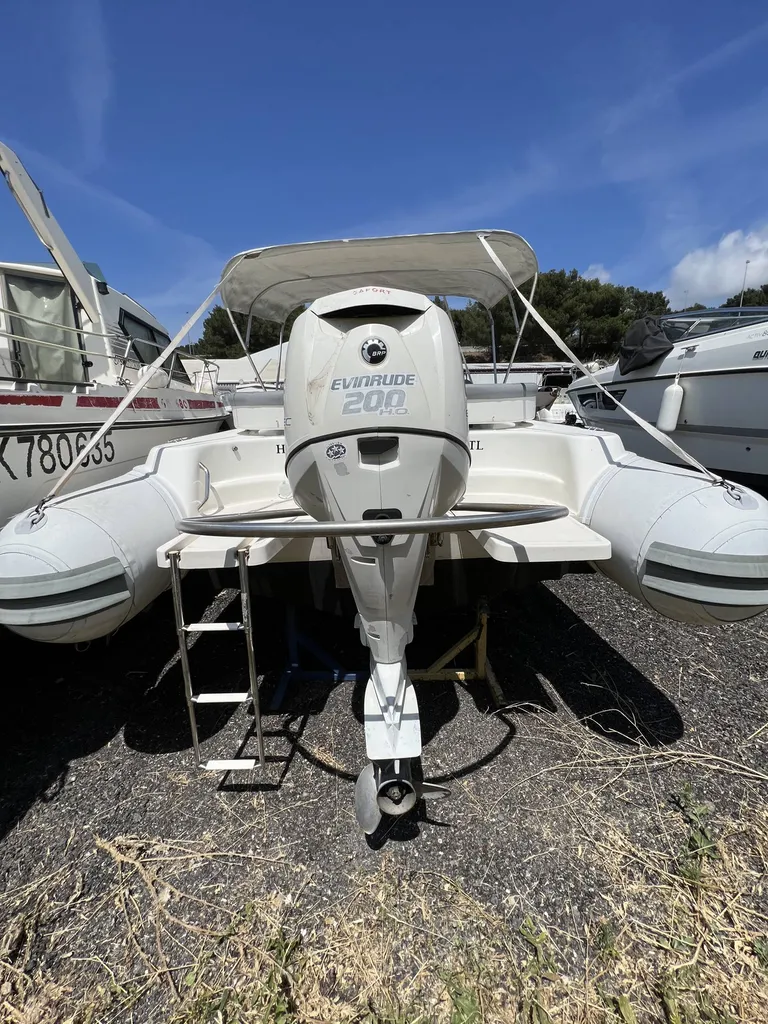 A vendre semi-rigide d'occasion BSC 65 Six-Fours