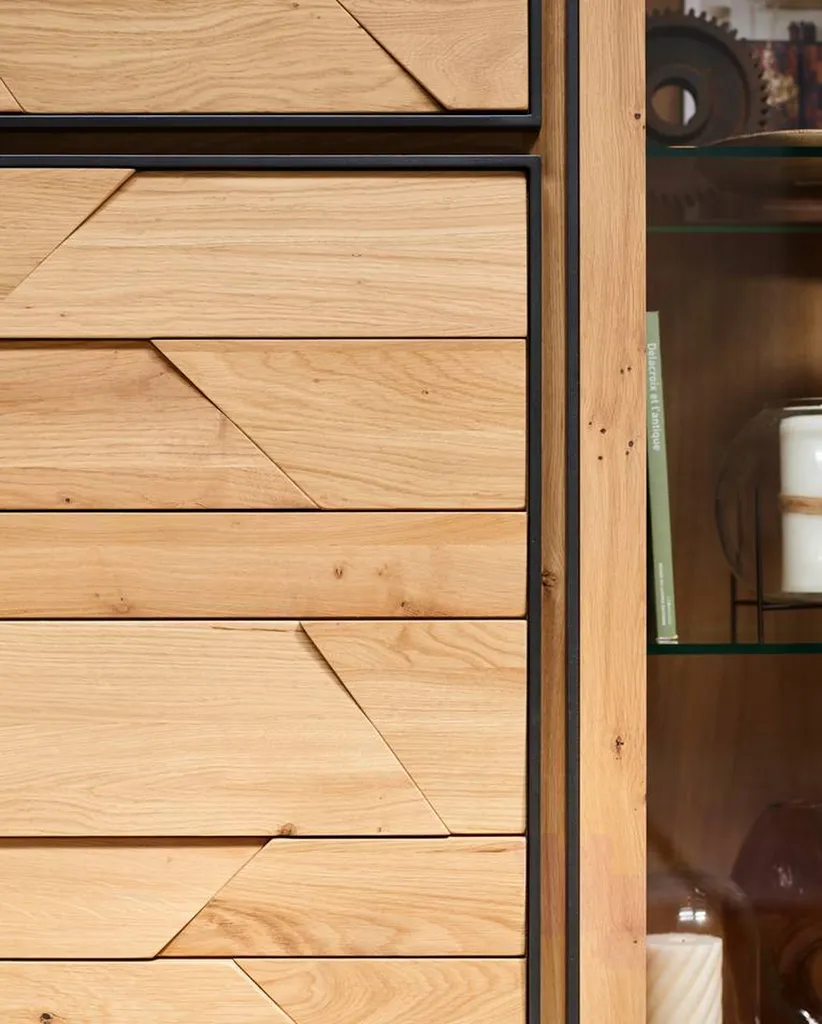 colonne de rangement en bois avec cadre de métal a hyères
