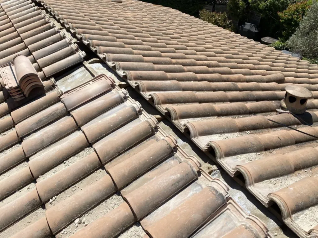 dépose faitage et évacuation gravas sur istres