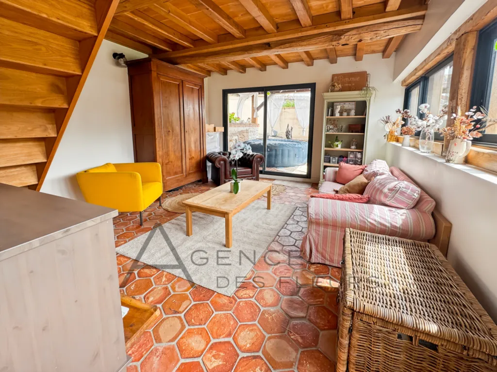 A vendre magnifique propriété de 172 m² habitables édifiée sur 781 m² de terrain sur la commune de FRENEUSE 76410