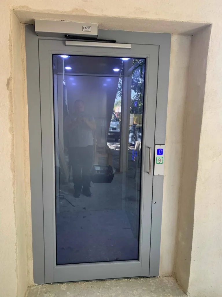 réglage et deépnnage de motorisationde posrtes d'ascenseur de maison sur Marseille et tout PACA