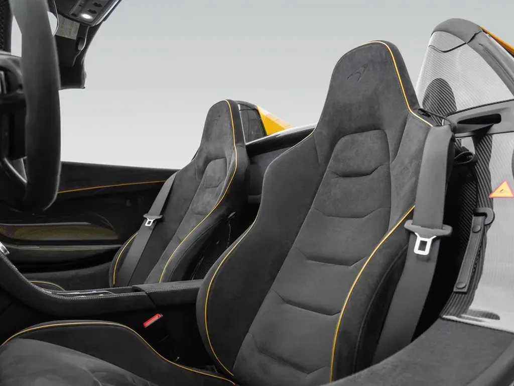 MCLAREN 650S SPIDER À VENDRE SUR BORDEAUX – FULL CARBON, ÉCHAPPEMENT SPORT – PARTENARIAT MCLAREN ET GARANTIE APPROUVED