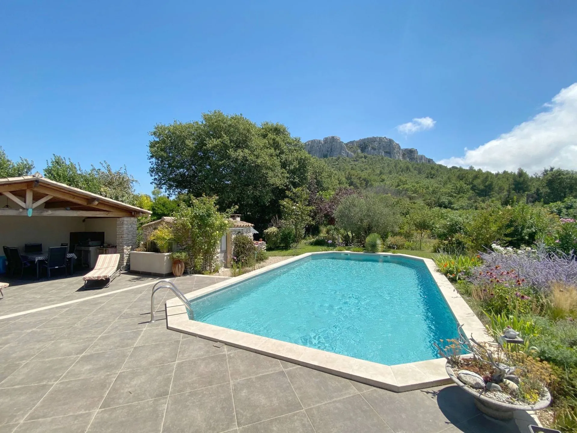 maison à la vente la bédoule