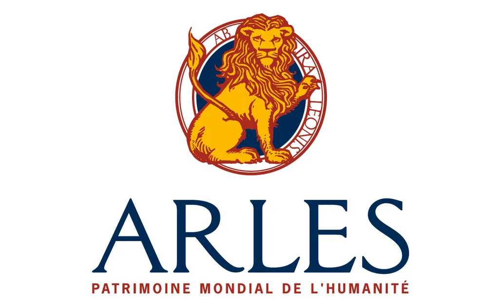 /details-travaux+d+installation+de+portails+industriels+sur+un+complexe+sportif+a+arles+en+2014-170