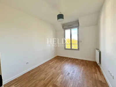 Bel appartement proche du lycée international, 3 chambres 4 pièce(s) 89.10 m2