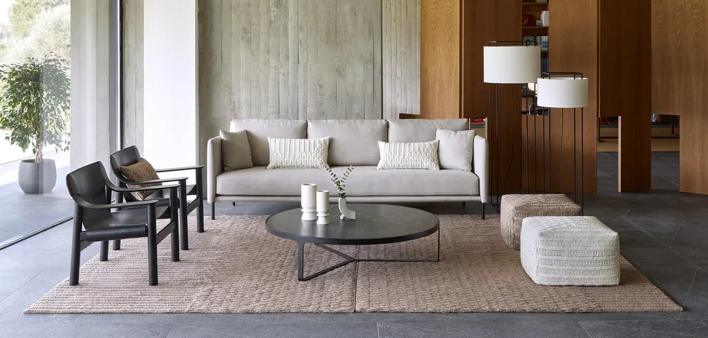 Aménagement intérieur et tapis sur mesure pour salon à Bordeaux