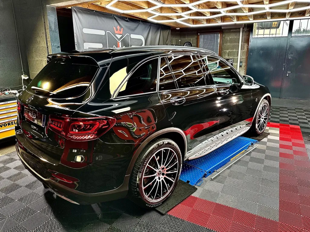 Rénovation carrosserie traitement céramique Mercedes GLC