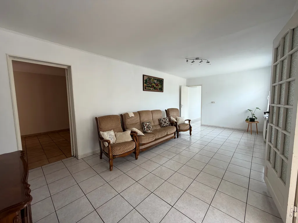 Maison à VELAUX de 144m² avec jardin et garage proximité centre ville