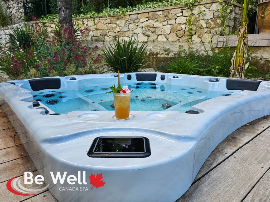 spa encastré dans terrasse en bois fuveau