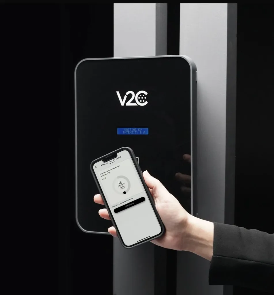V2C