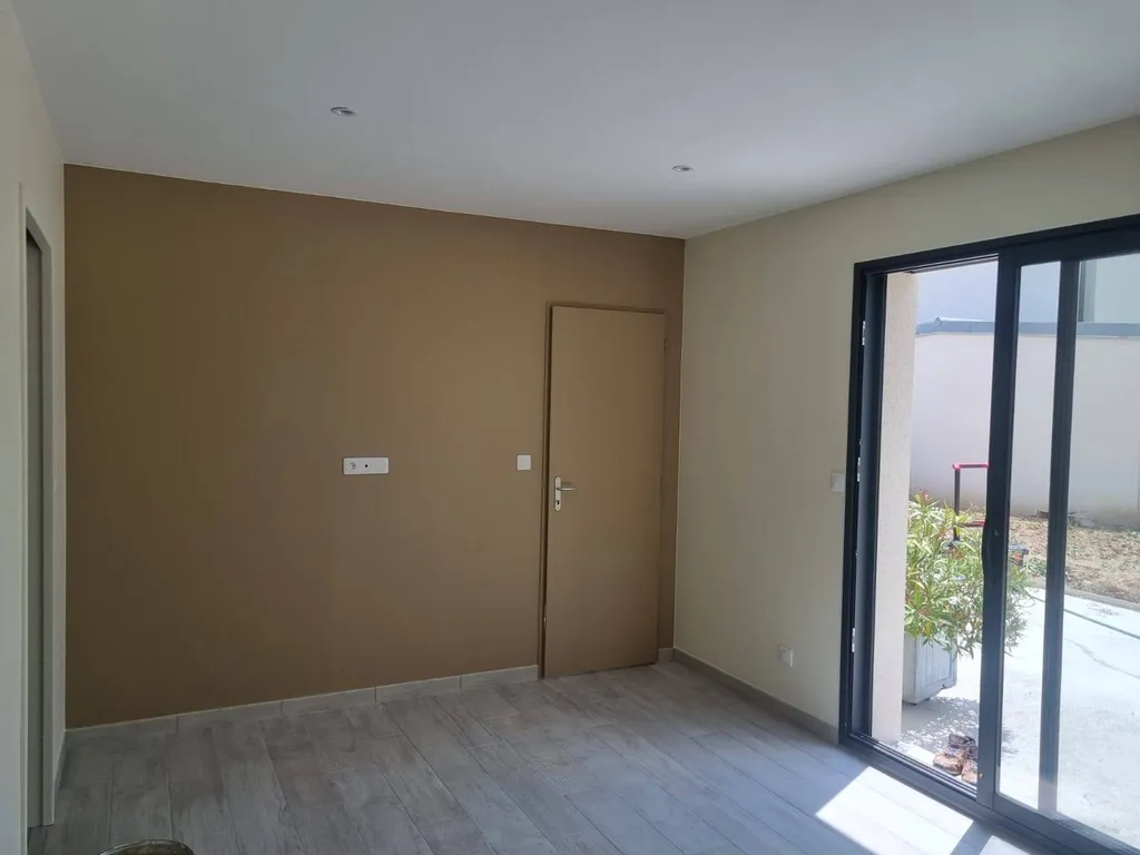 Tarif tout compris pour peinture intérieure blanche et couleur à Trouville-sur-Mer proche Cabourg