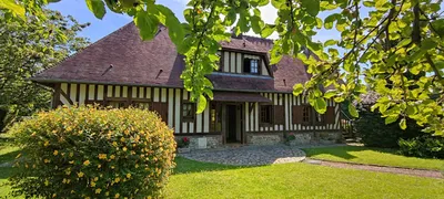 A vendre à 15mns de Cormeilles, maison Néo-normande et sa dépendance sur un parc de 2565m², commerces à pied;