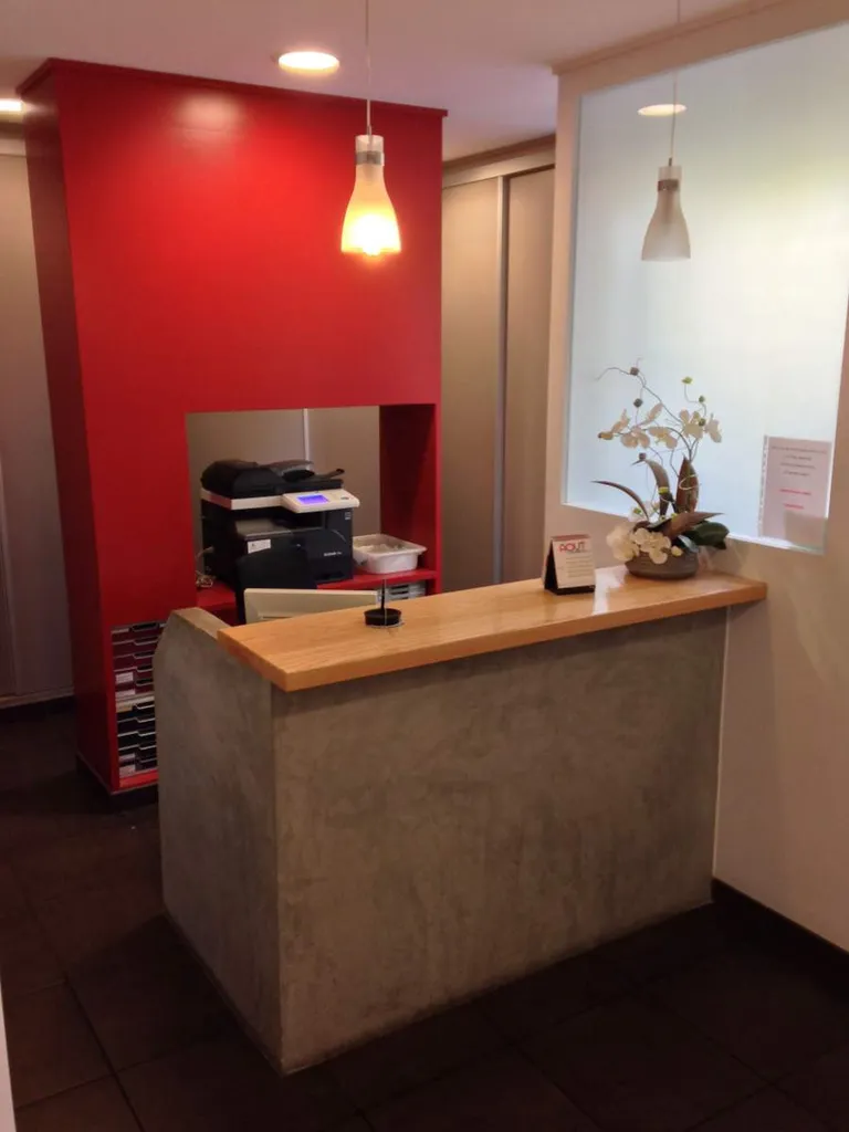 Réaménagement d'un cabinet médical à Miramas dans les Bouches-du-Rhône-Accueil des patients