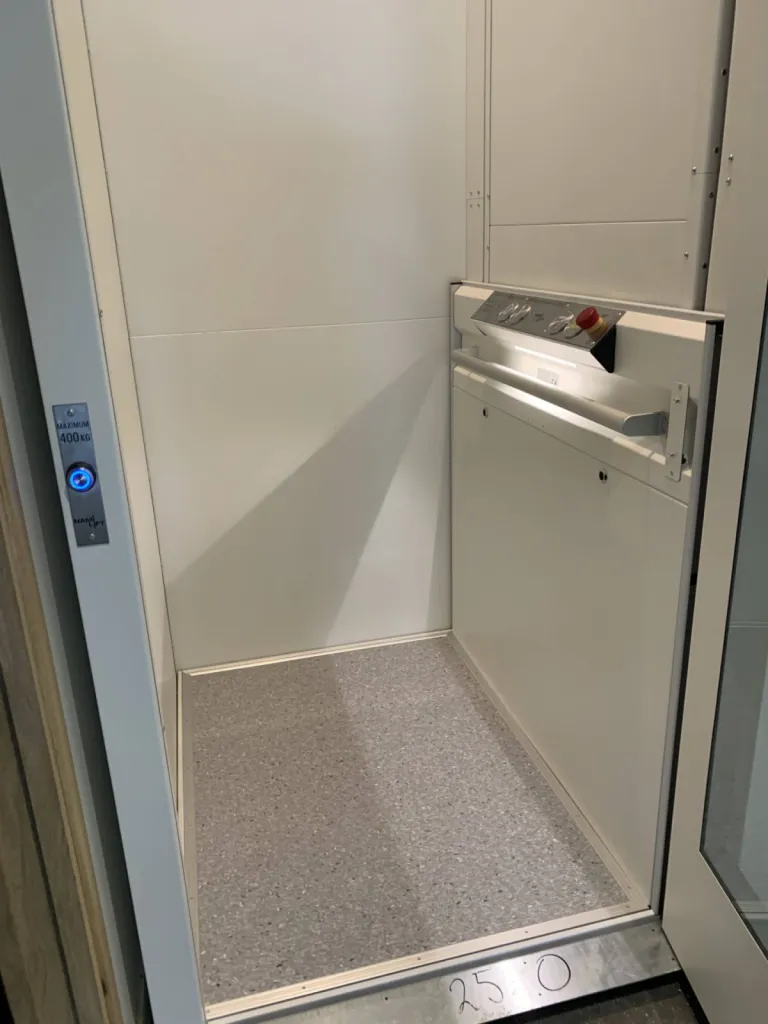 Notre zone d'activité pour ce serviceInstallation et dépannage ascenseur privatif de maison individuelle à Draguignan 83300