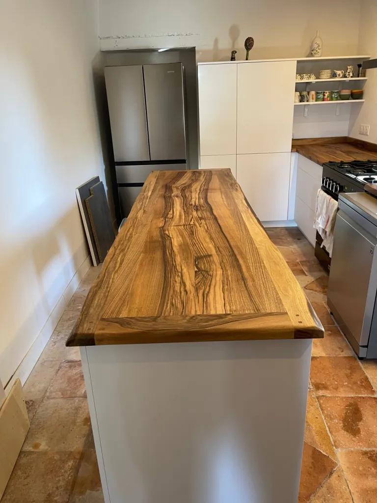  Plan de travail en noyer sur Arcachon